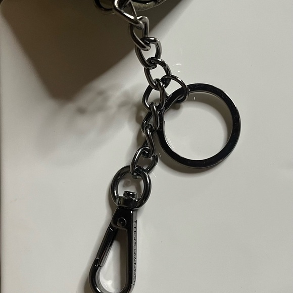 Steve Madden Bwren Flap Wallet with Keyring Color Olive green - Picture 4 of 6